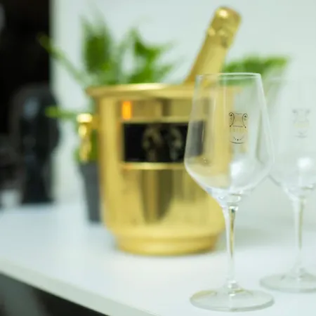 Le Dimore Di Talos 住宿加早餐酒店 鲁沃迪普利亚